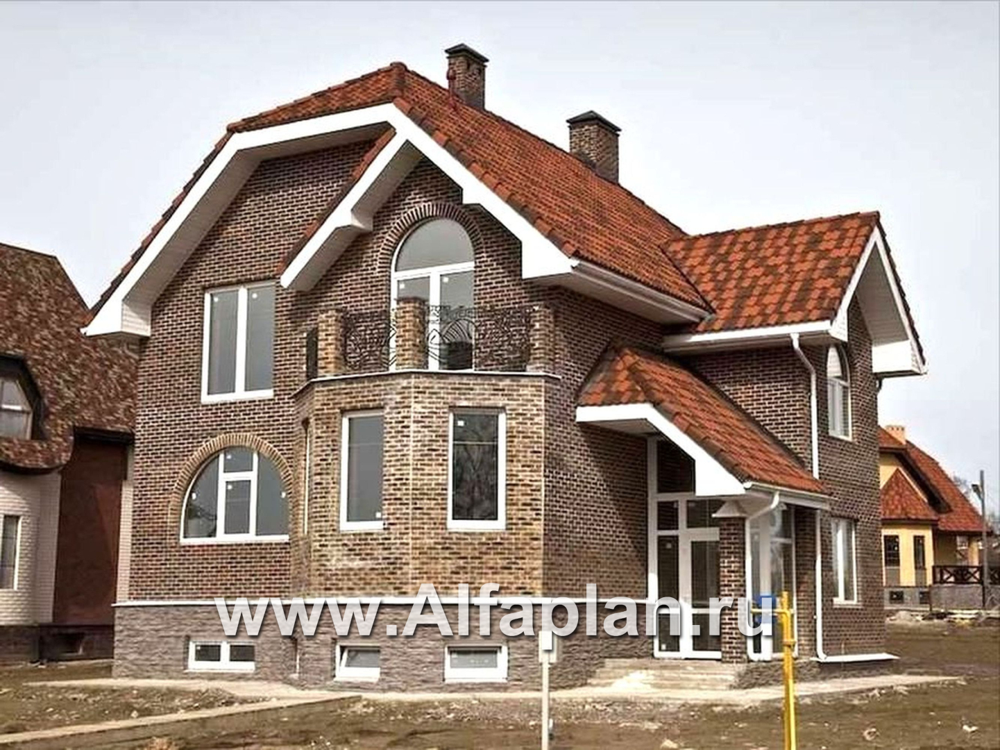 Проекты домов Альфаплан - «Лаура»- проект двухэтажного загородного дома,с эркером и с террасой, с цокольным этажом - дополнительное изображение №2