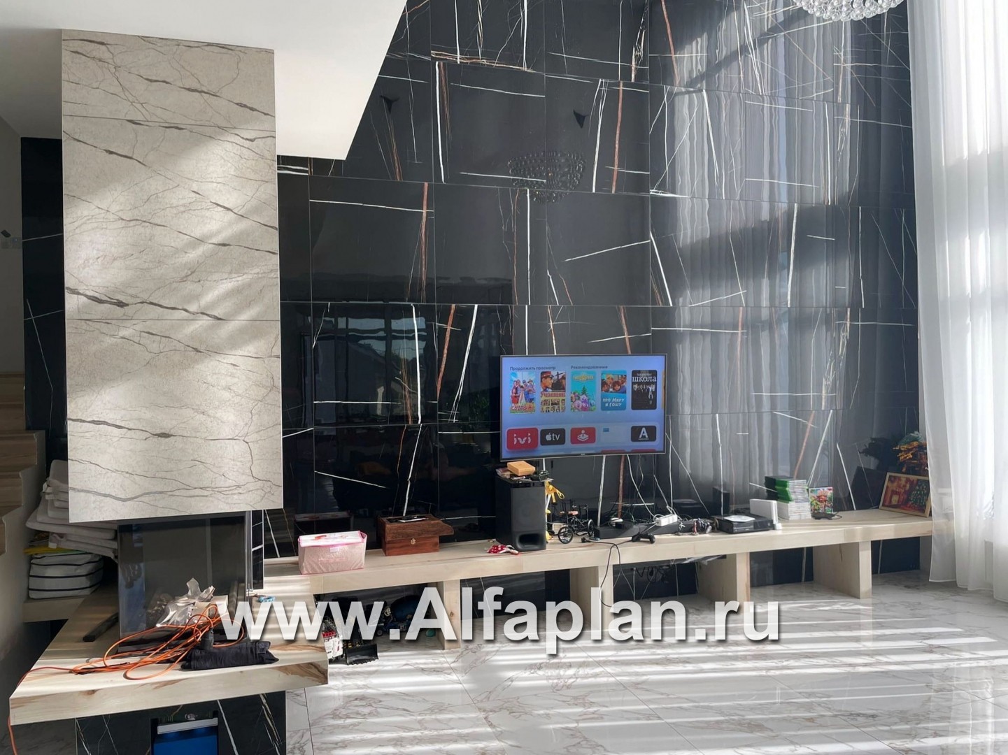 Проекты домов Альфаплан - «Три  семерки»- современный особняк с большими окнами - дополнительное изображение №7